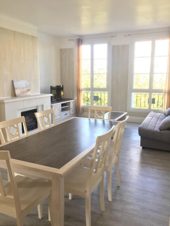 רויאן Spacieux 2 Pieces Dans L'Hyper-Centre מראה חיצוני תמונה